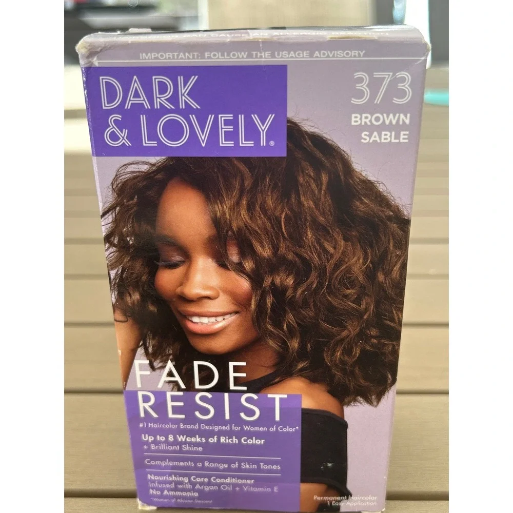 Dark & Lovely Fade Resist 373 Brown Sable Permanent Haircolor For Women‎